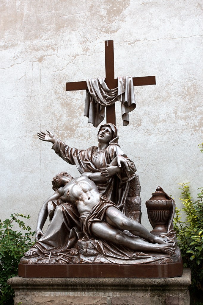 eguisheim elzas vogezen hdr france frankrijk vosges Egisheim kapel van Saint-Leon-IX Notre-Dame de Pitie